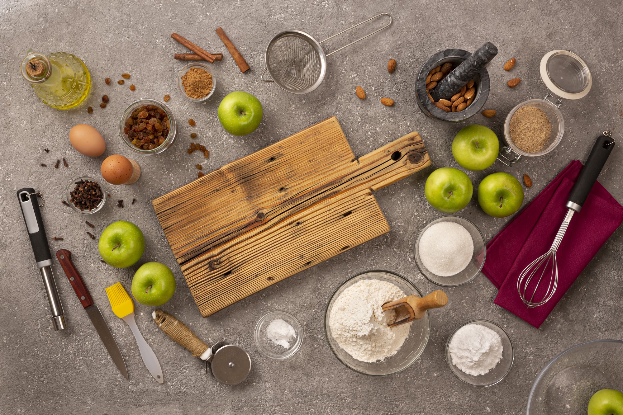 Cucina domestica moderna con ingredienti freschi